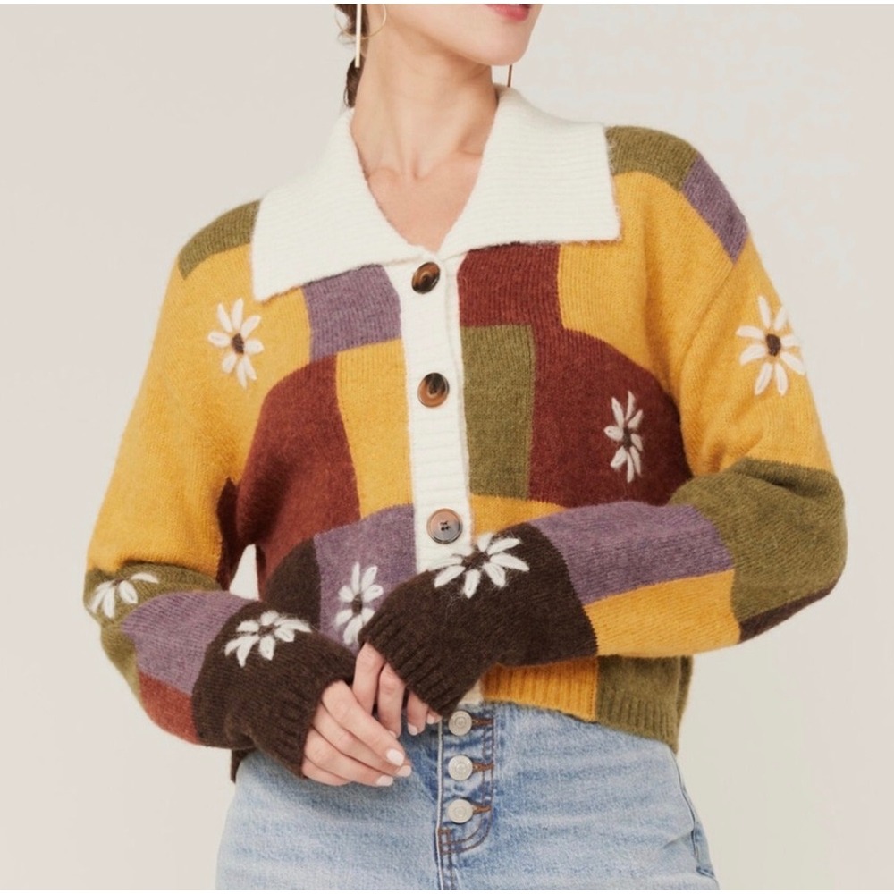 Cleo+Wolf Colorblock Patchwork Daisy Embroidered Cardigan Sweater Medium Cottage